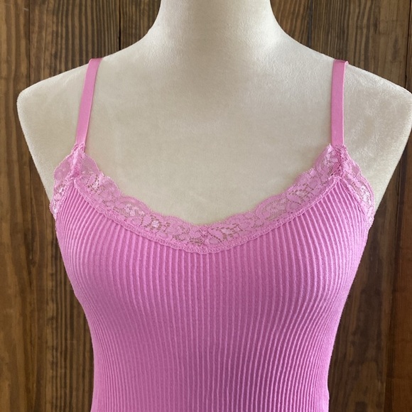 Sage + Stone Women’s Crop Top - Picture 2 of 8